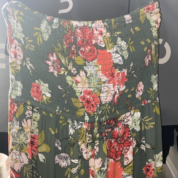 Jumpsuit - Picture 4 of 4